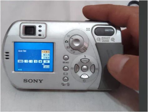 Sony Cyber-shot 3.2
