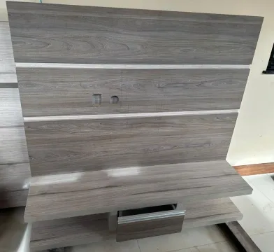 Vendo Painel para TV moderno e cabeceira de cama de casal