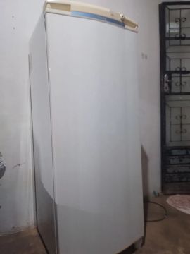 Geladeira refrigerador em ótimo estado