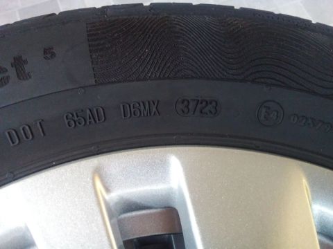 Pneu 65AD D6MX 3723