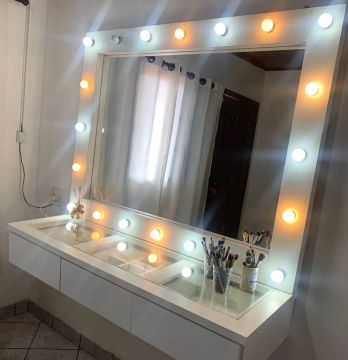 Penteadeira com Espelho Iluminado