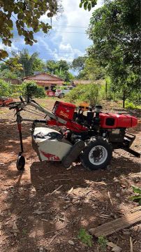 Trator agrícola Master GN18 C/Enxada Rotativa 