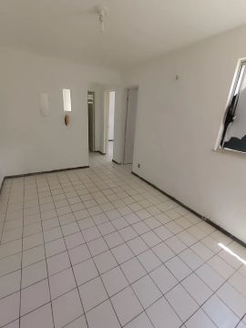 Alugo apartamento no condomínio Marcele 1