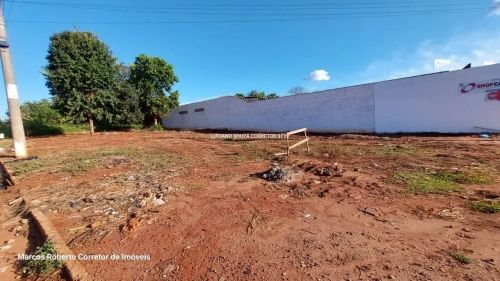 Excelente terreno de esquina de 375 m quadrados