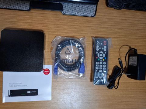 Caixa de TV Digital Claro 4K Ultra HD