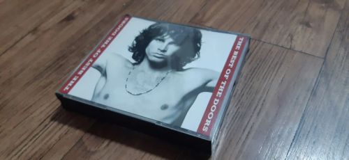 Caixa do cd The Best Of The Doors<br><br>(Somente caixa e encarte, sem cd)