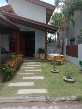 Alugo casa condomínio altiplano 