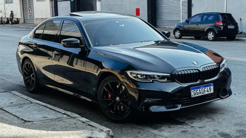 BMW 330i 2.0 Turbo