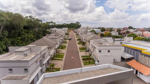Casa à venda no bairro Cidade Industrial - Curitiba/PR