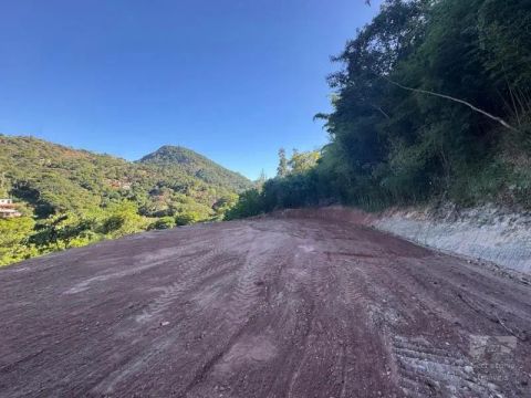 Terreno- Petrópolis, Itaipava