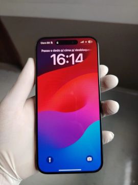 iPhone 15 Pro Max - 256GB Seminovo 