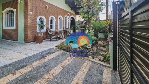 Casa com 3 quartos à venda, 160 m² por R$ 650.000 - Balneário Três Marias - Peruíbe/SP