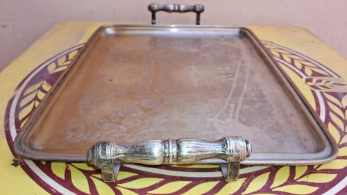Bandejas de Prata Antigas com Detalhes