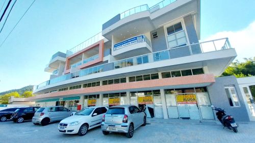 Apartamento 1 quarto, sendo suite, 1 vaga, em Itacoatiara - Niterói - RJ