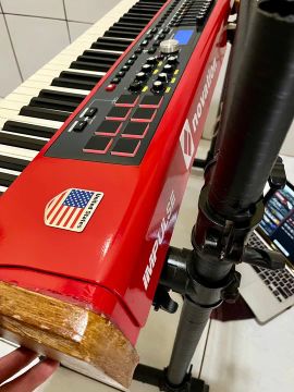 Teclado Controlador Novation Impulse 61
