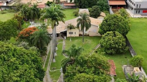 Casa de Campo á Venda no bairro Chácara Belvedere, em Indaiatuba (SP)