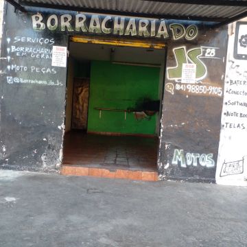 Aluga-se um ponto comercial 