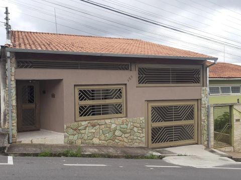 Ótima Casa no Jardim Andere