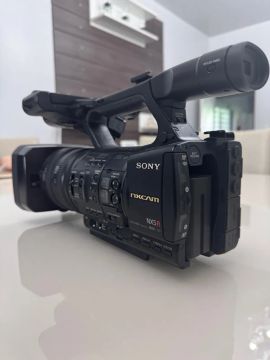Câmera Profissional Sony Hxr - Nx5r