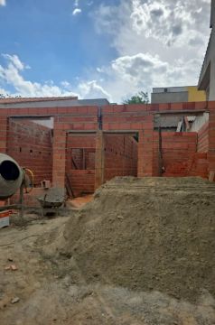 Casa à Venda em Horto Florestal, Sorocaba