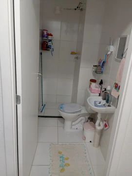 Aluga-se apartamento 