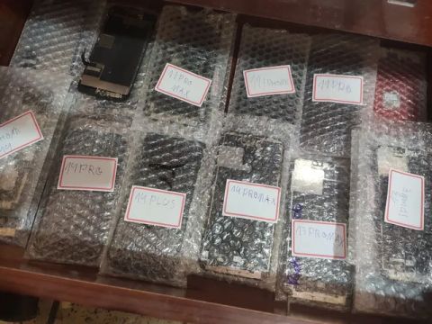 Vendo Display iPhones
