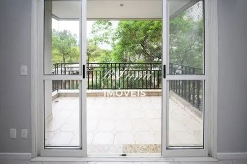Apartamento Padrão de 2 dormitórios em Alphaville- Tamboré- Santana de Parnaíba- SP