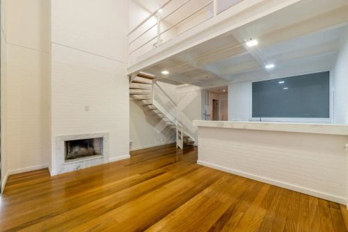 Apartamento para Venda no bairro Moinhos de Vento com 80m² e 1 dormitório/quarto