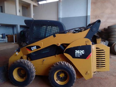 Mini carregadeira Caterpillar 263c