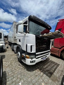 Caminhão Scania R420 - Baú - Ano 2007