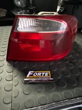 Lanterna lado direito Volkswagen voyage g6 g7 g8