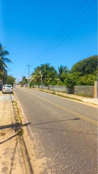 Terreno com casa rústica em Búzios - Avenida principal 