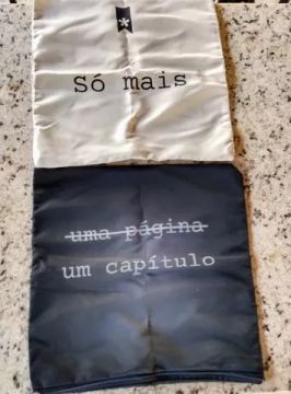 Kit de Capas de Almofadas da TAG LIVROS