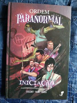 Ordem Paranormal: Iniciação Graphic Novel com marca páginas