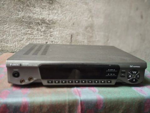  Raf Electronics 2500 Videoke
