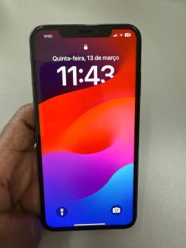 iPhone XS MAX 64GB pouco usado bateria em 86%