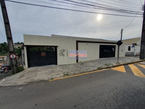 Casa Comercial, com Loja e 3 dormitórios à venda, 104 m² - Telêmaco Borba/PR