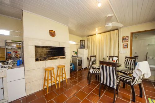 Casa com 4 quartos à venda em Bela Vista - RS