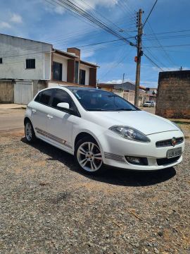 Bravo t-jet 2013 excelente, vendo ou troco