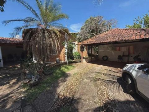Casa com 5 Quartos para venda na Quadra 110 Sul com  720m2 de Lote
