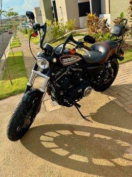 Harley Davidson Sportster XL 883 R