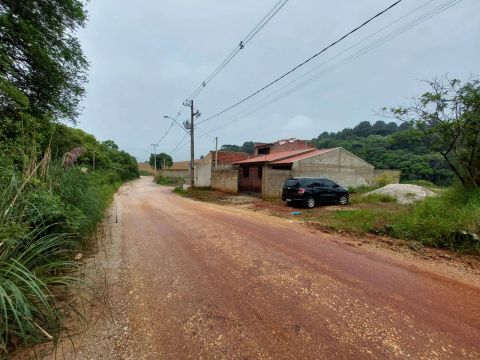 Casa em almirante tamandaré  170.000 
