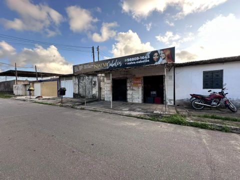 Ponto comercial e terreno medindo 7x45 em Santa Lúcia - Maceió - AL