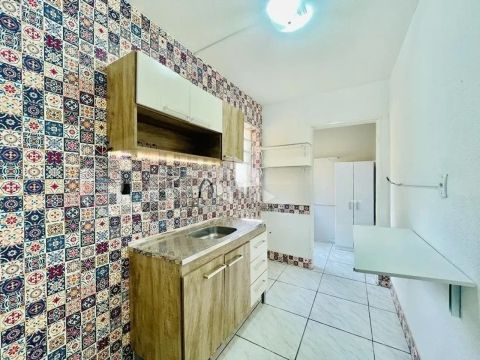 Apartamento 1 dormitório, 1 vaga, Jardim Carvalho, Porto Alegre.