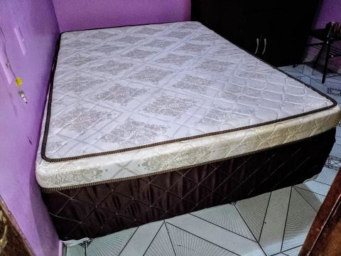 Cama Box Casal - Ótimo estado