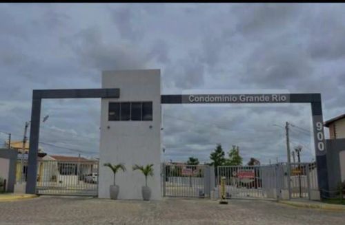 Vendo casa tipo Village no condomínio Mais viver grande rio