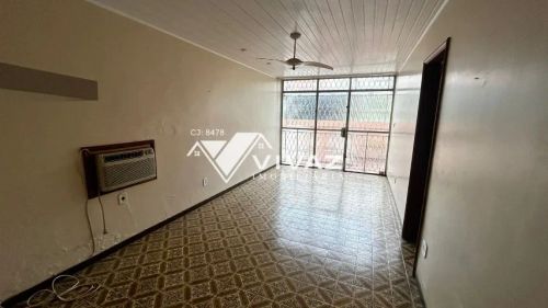 Casa Térrea Frente de Rua com 03 Quartos Área Gourmet e Garagem - Abolição