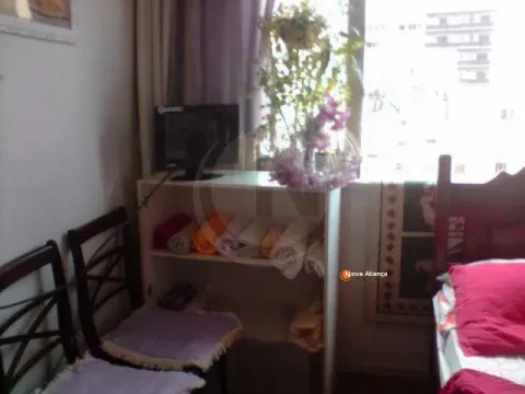 Quarto e sala próximo à Cardeal Arcoverde