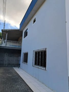 SALA COMERCIAL GRANDE 