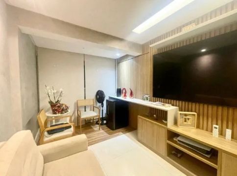 Apartamento (Padrão), com 2 quartos e 2 banheiros à Venda, 42 m² em São Paulo/SP